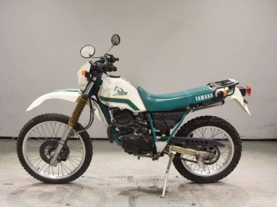 Yamaha SEROW 225-1
