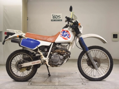Honda XLR250R-4