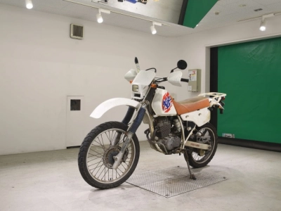 Honda XLR250R-4