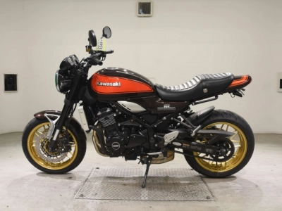 Kawasaki Z900RS