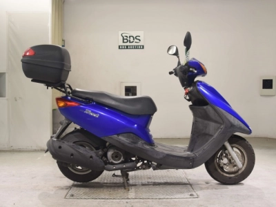 Yamaha AXIS125