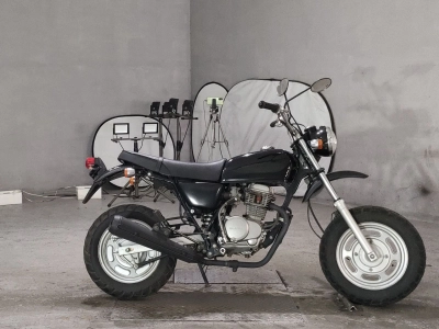 Honda APE100