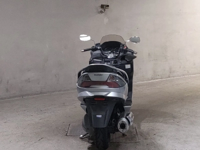Suzuki SKYWAVE 250S