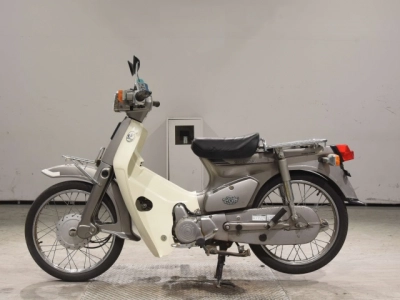 Honda C70