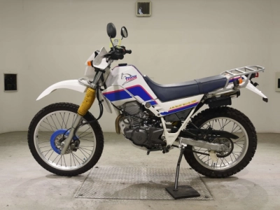 Yamaha SEROW 225-2