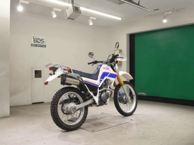 Yamaha SEROW 225-2