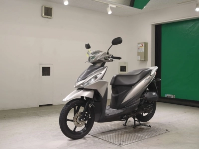 Suzuki ADDRESS110-2