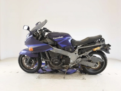 Kawasaki ZZR1100