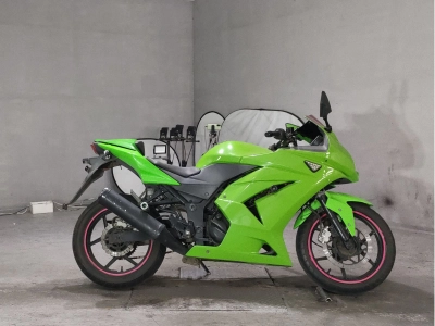 Kawasaki NINJA250R