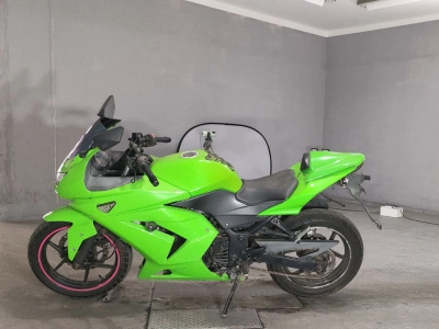 Kawasaki NINJA250R