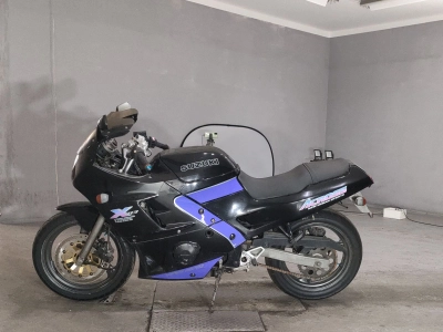 Suzuki ACROSS