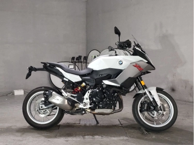 BMW BMW F900XR