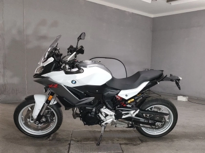 BMW BMW F900XR
