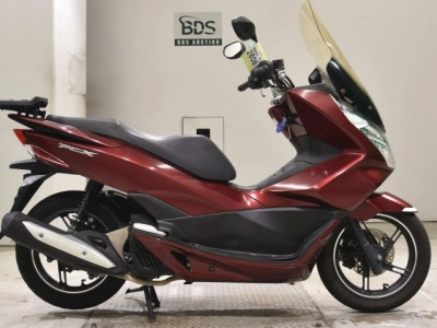 Honda PCX125-2