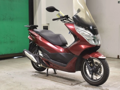 Honda PCX125-2