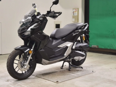 Honda ADV160
