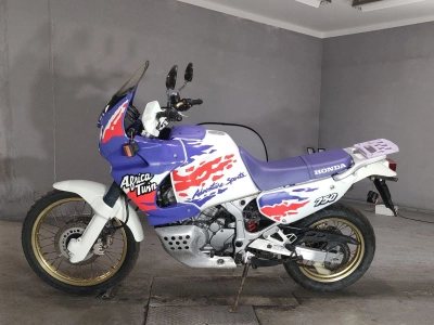 Honda AFRICA TWIN 750