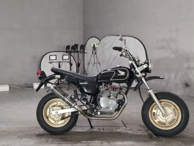 Honda APE100