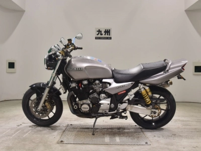 Yamaha XJR1300
