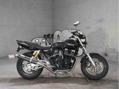 Yamaha XJR400
