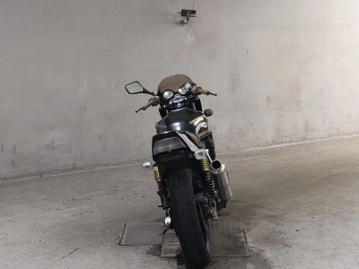 Kawasaki ZRX400