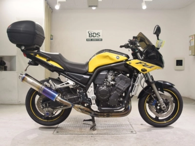 Yamaha FZS1000 FEATHER