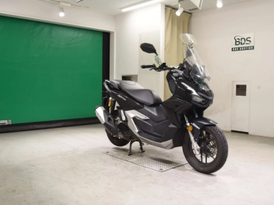 Honda ADV160