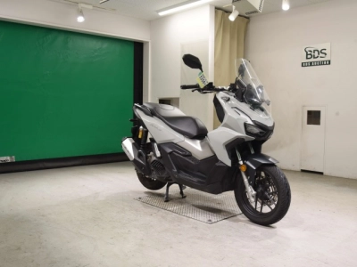 Honda ADV160