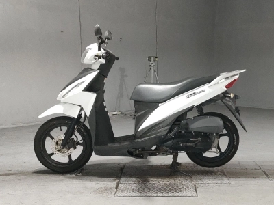 Suzuki ADDRESS V110