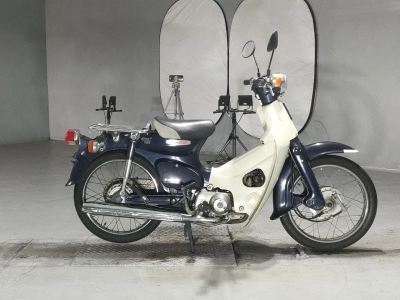 Honda SUPER CUB90
