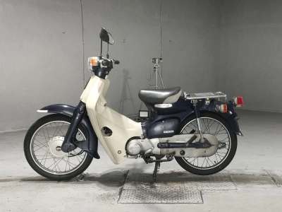 Honda SUPER CUB90