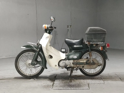 Honda SUPER CUB70