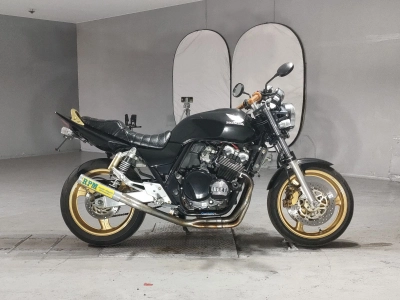 Honda CB400SFV-3