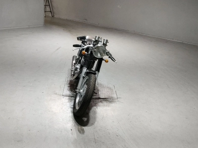 Yamaha SR400-1