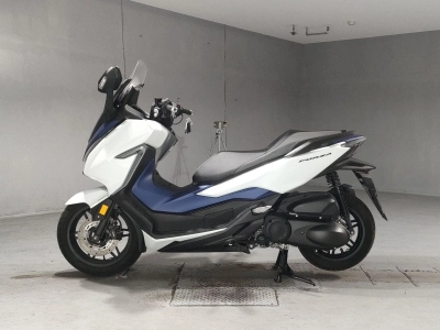 Honda FORZA
