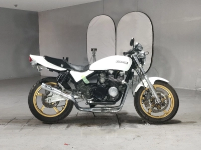 Kawasaki ZEPHYR400K