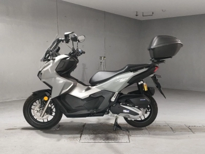 Honda ADV160