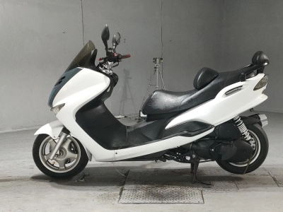 Yamaha MAJESTY 125
