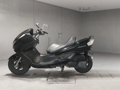 Yamaha MAJESTY 250C