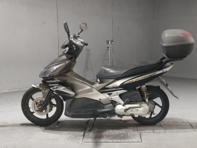 Honda AIR BLADE