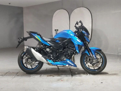 Suzuki GSX-S750