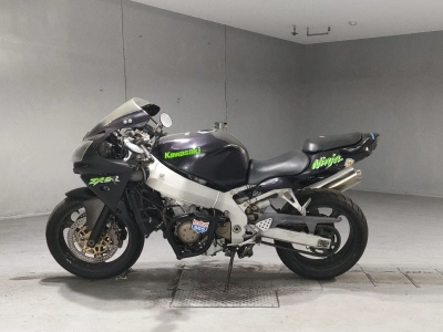 Kawasaki ZX-9R