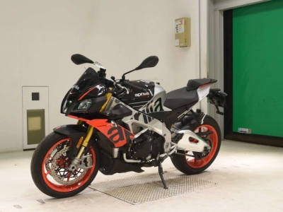 Aprilia  APRILIA  TUONO V4 1100FAKU
