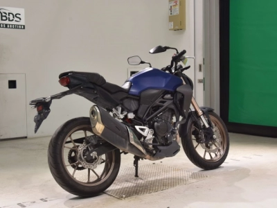 Honda CB250R