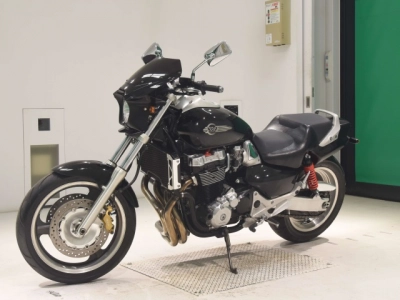 Honda X4
