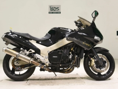Kawasaki ZZR1100