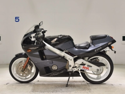 Honda CBR400RR