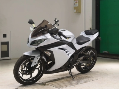 Kawasaki NINJA300