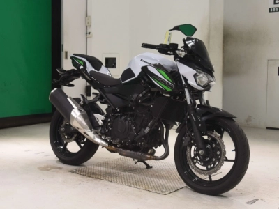 Kawasaki Z400-2