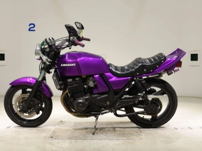 Kawasaki ZRX400